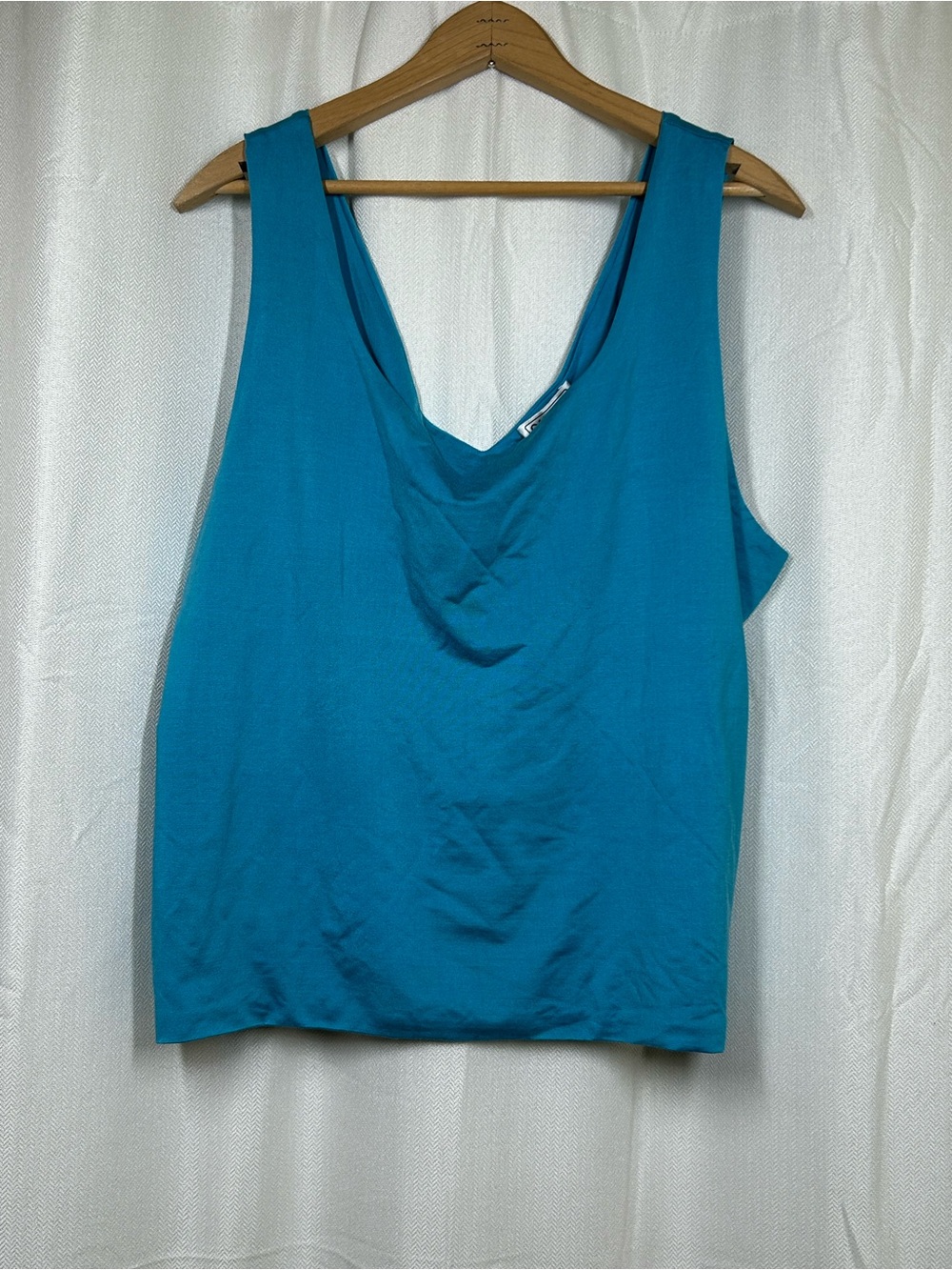 Carlisle Silk Blend Blue Teal Tank Size XXL Sleeveless V-neck Woman’s Plus Size